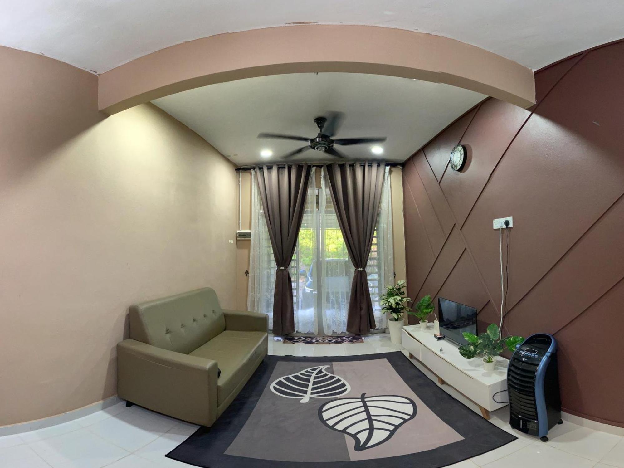 Naufa Homestay 2 3R3B Machang Macang Luaran gambar